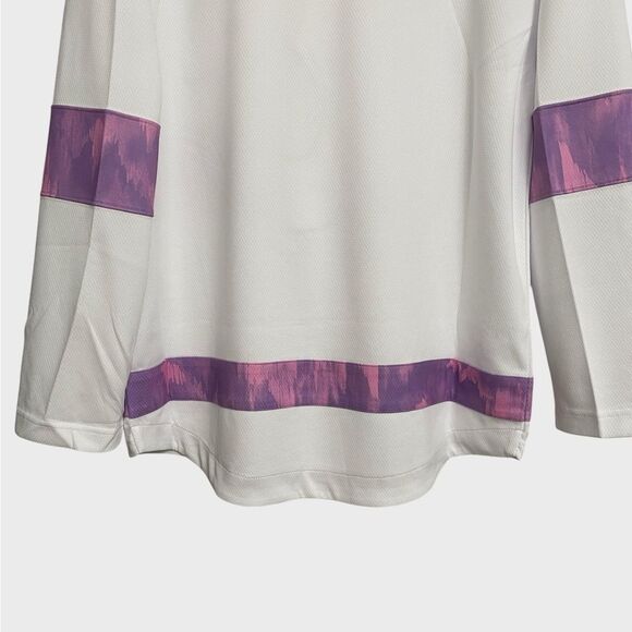 NWT Calgary Flames Hockey Fights Cancer 2024 Fanatics Authentic Jersey Men's S - Picture 12 of 16